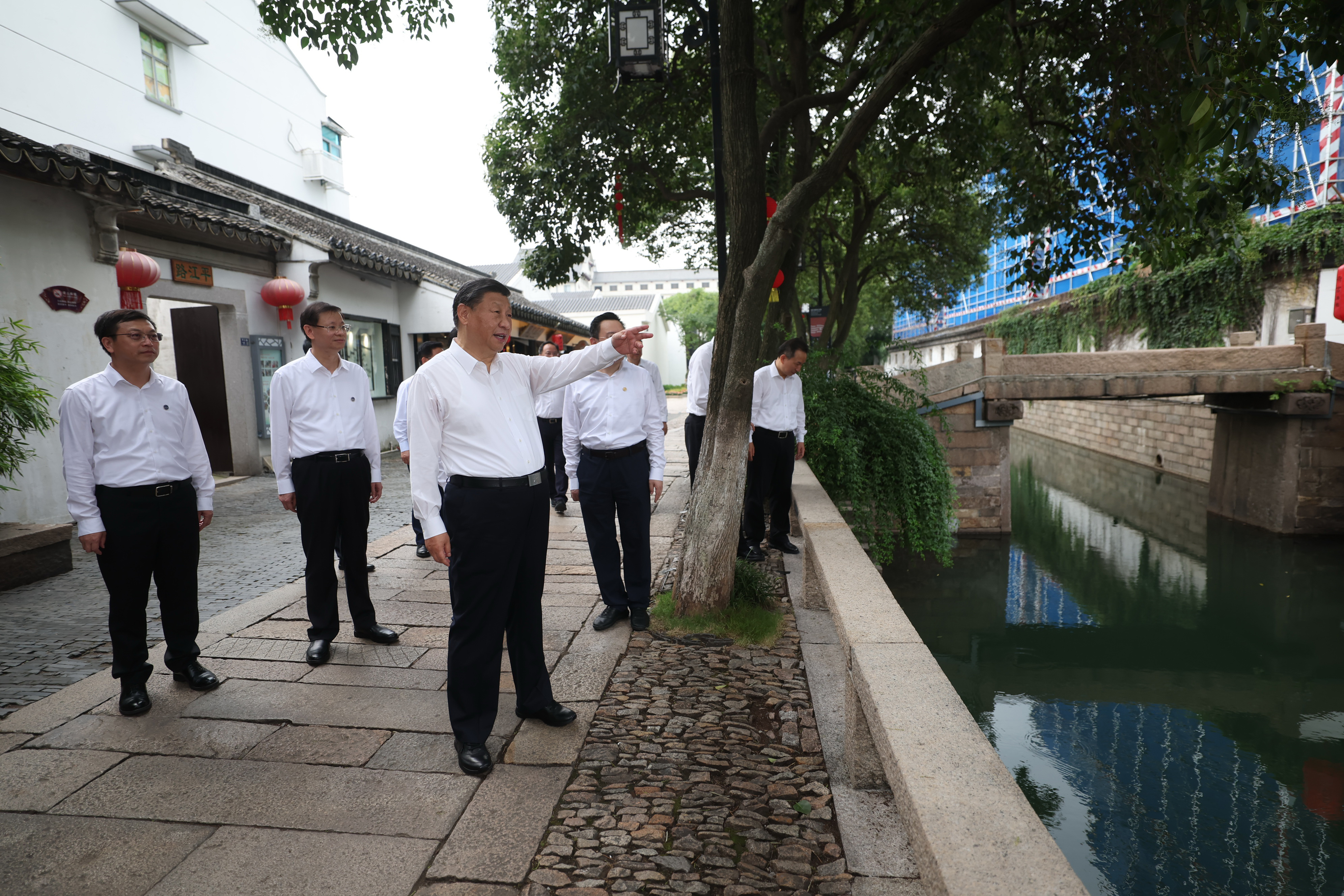 2023年7月6日，習近平在蘇州平江歷史文化街區考察。